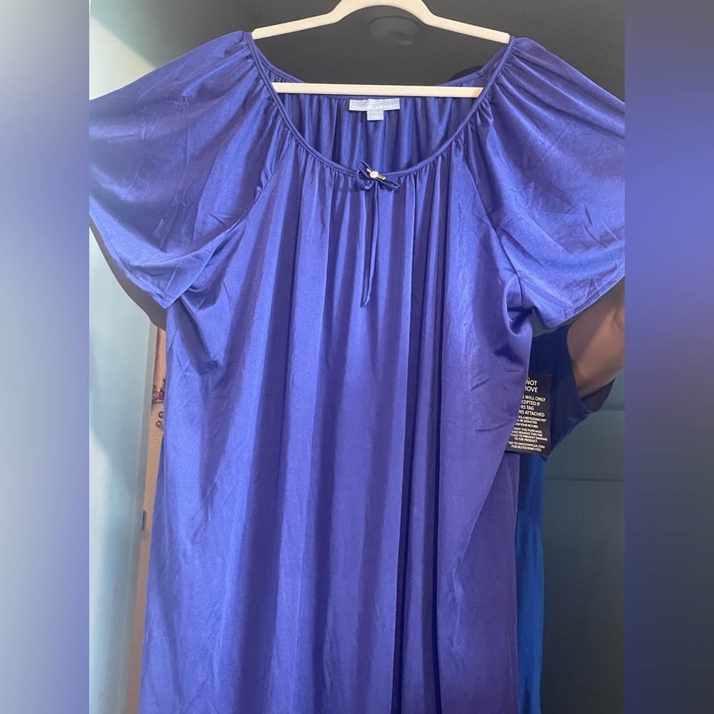 maxi nightgown nylon Vtg NWT! only necessities SZ 22 sh slv lounger deep blue